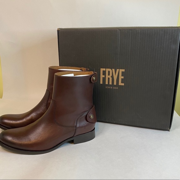 frye melissa button back zip short